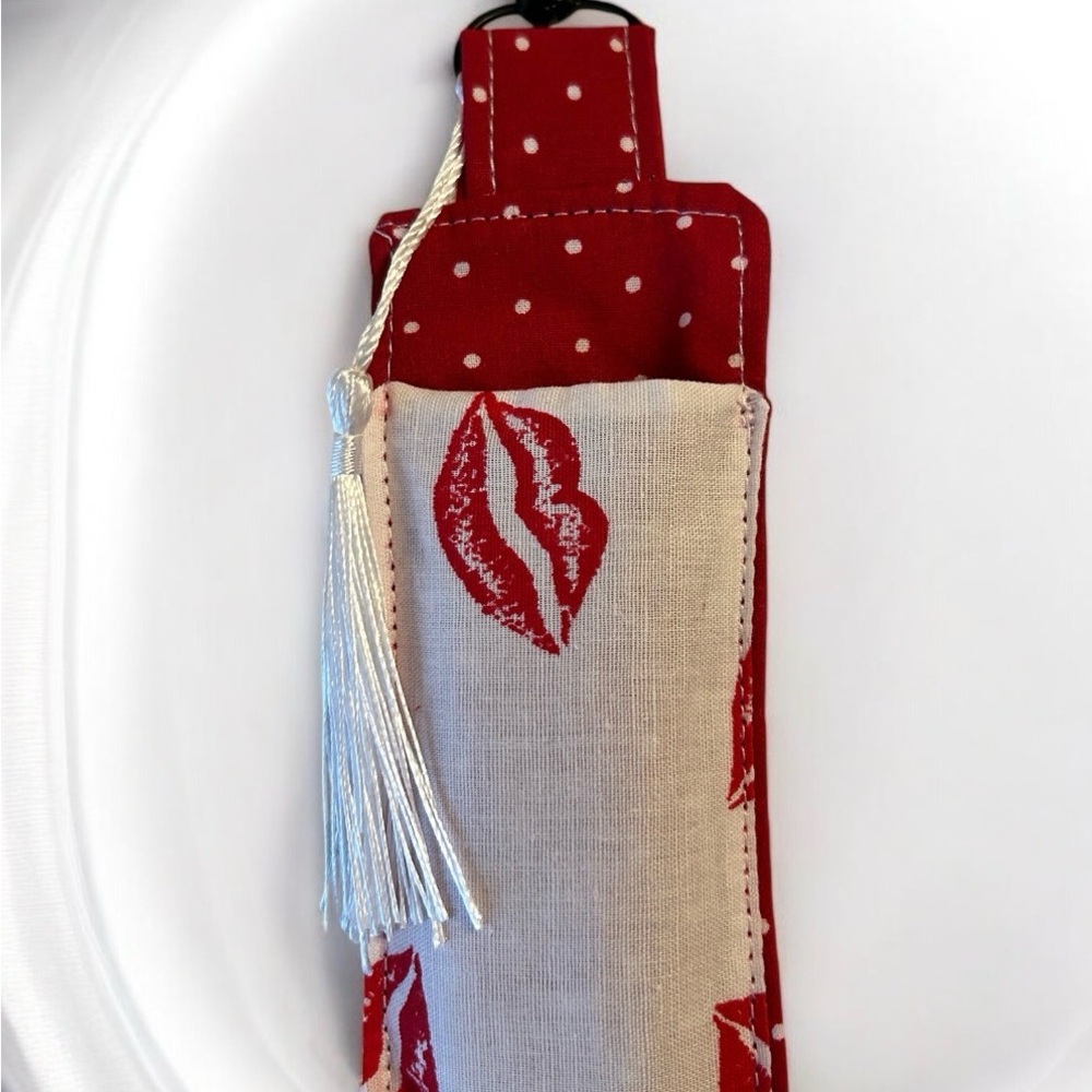 Red and Cream Lip Print Chapstick Lip Balm Holder